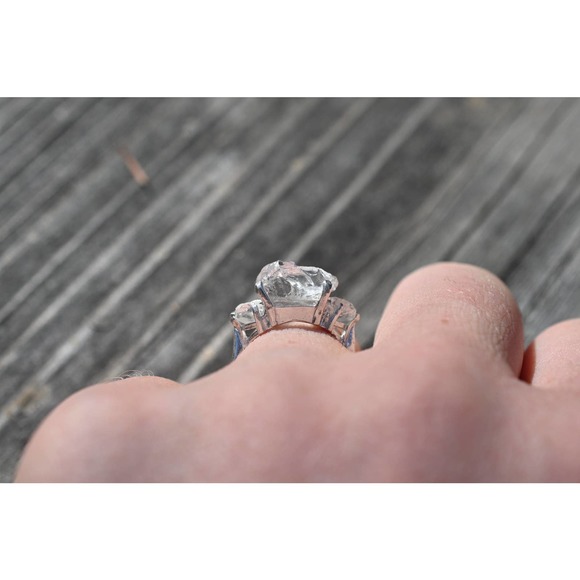 alternative raw diamond engagement rings, raw crystal ring, round or ova… - Picture 5 of 6